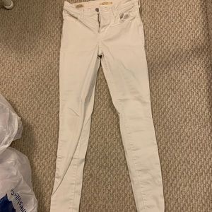 Levi’s White Skinny Jeans